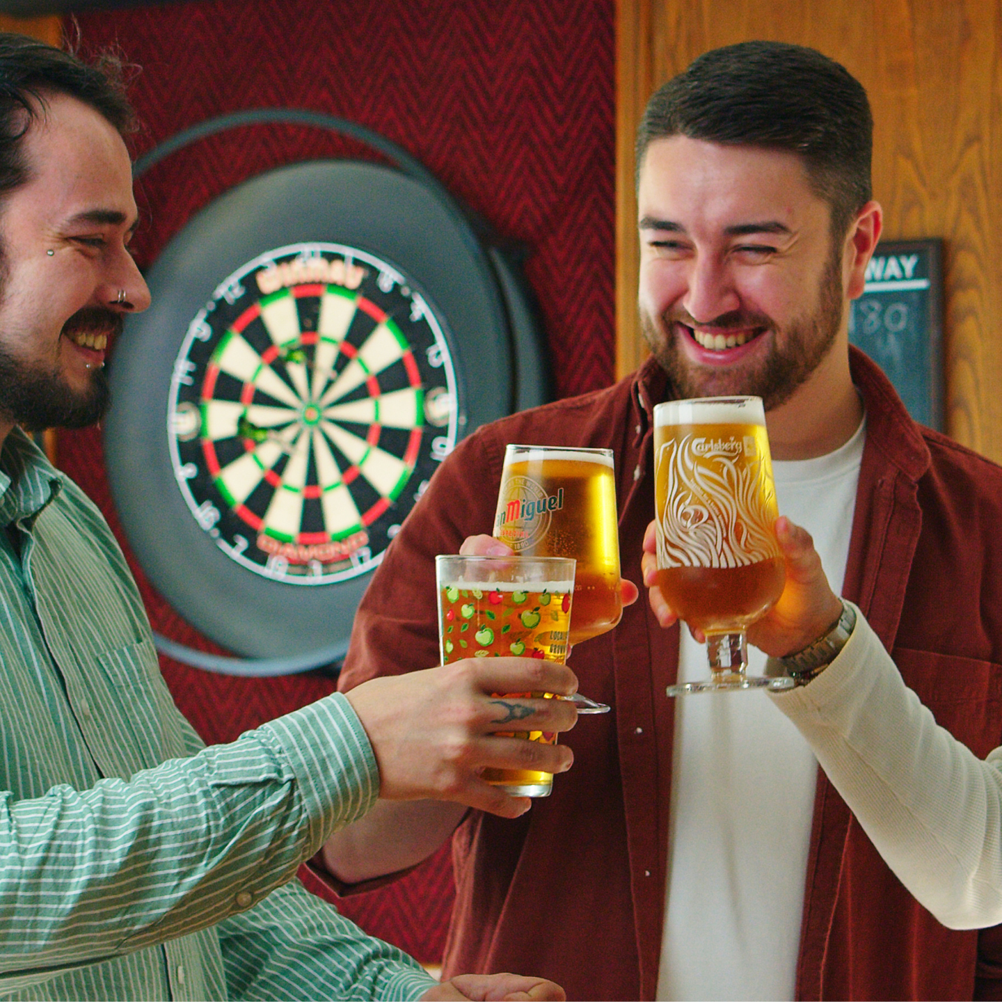 Raise a glass This Father's Day at The Cockett Inn in Swansea!